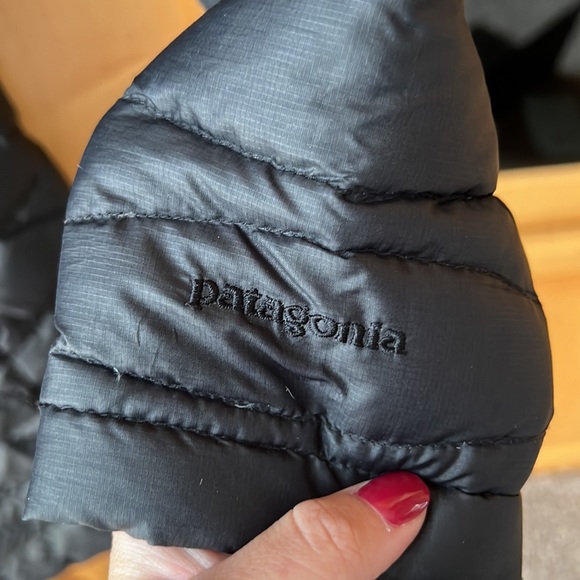 Women’s Patagonia Winter Coat - Picture 7 of 8